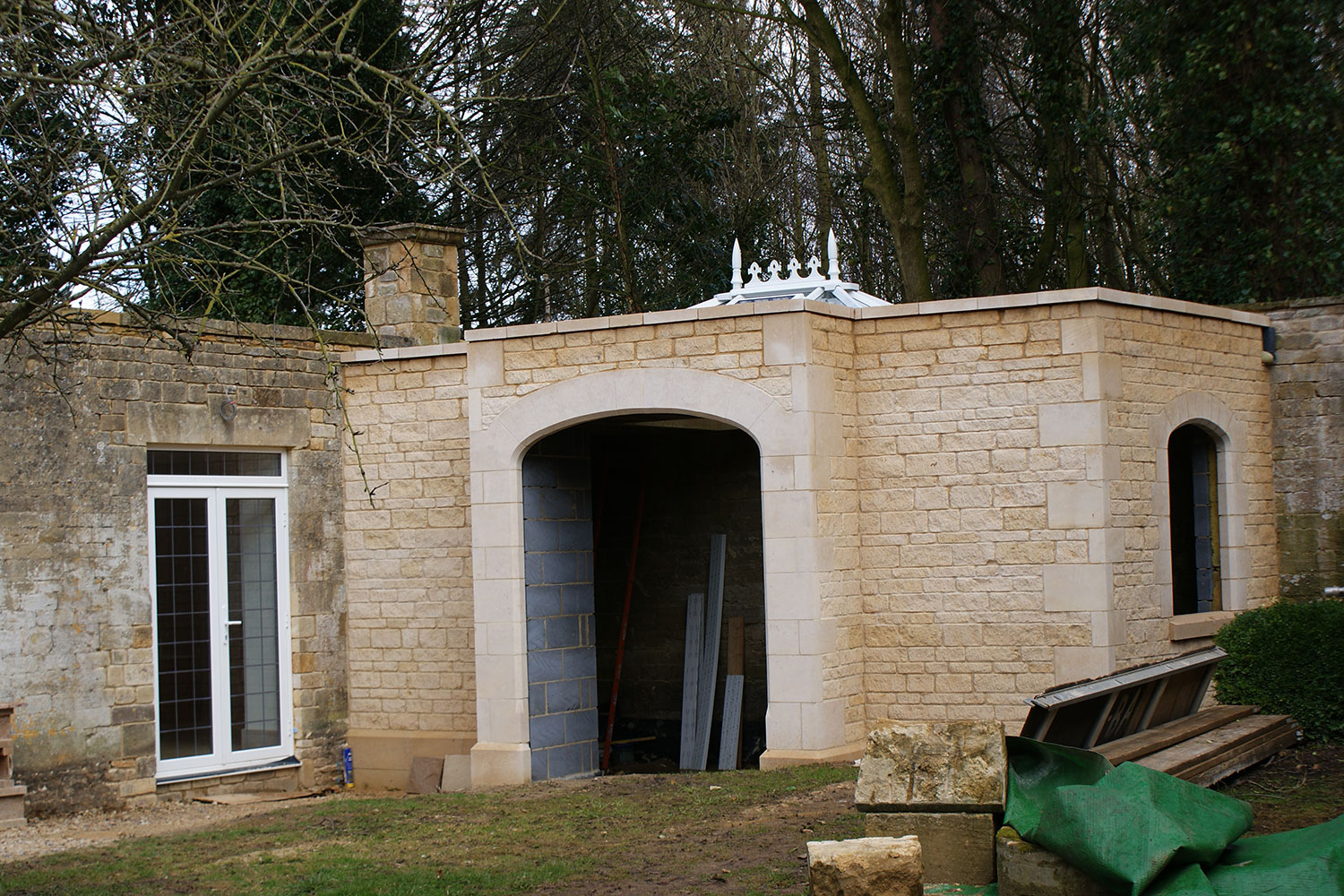 An image of the orangery.