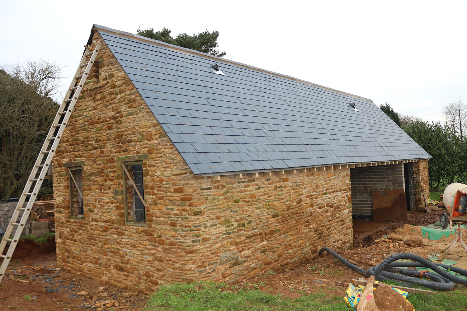 New barn roof completed 